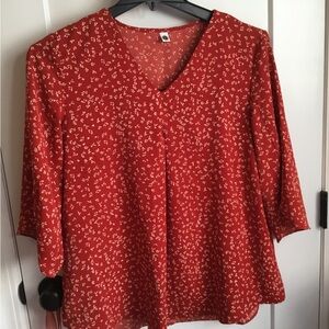 Red Floral Women's V-Neck Boho Top Size Large